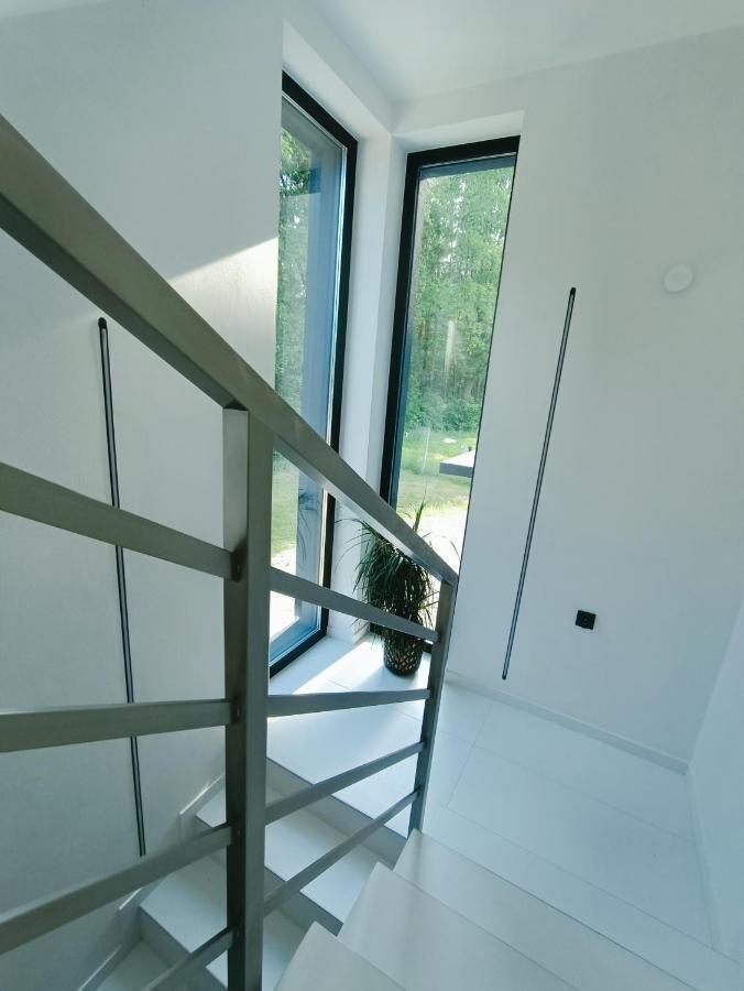 Modern Rancho - Apartamenty Nad Rzeka, Przy Stadninie Koni Kruszyna  Экстерьер фото