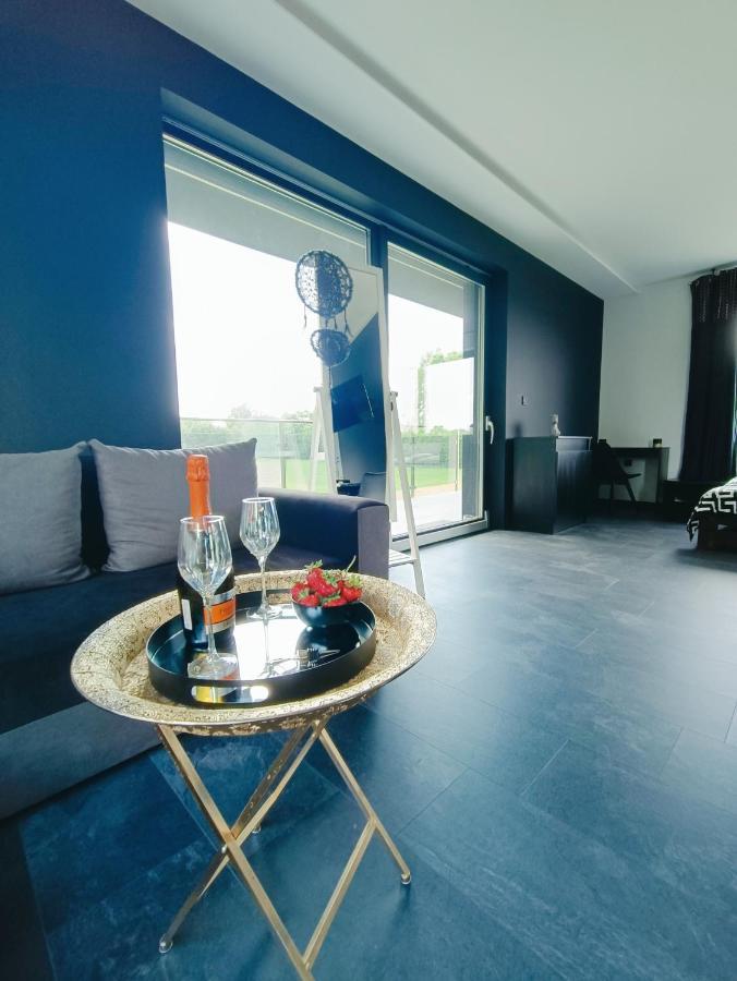 Modern Rancho - Apartamenty Nad Rzeka, Przy Stadninie Koni Kruszyna  Экстерьер фото