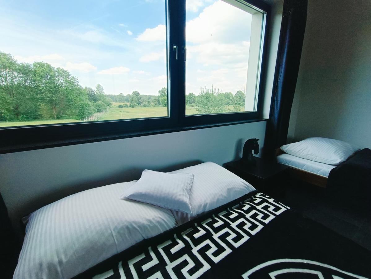 Modern Rancho - Apartamenty Nad Rzeka, Przy Stadninie Koni Kruszyna  Экстерьер фото